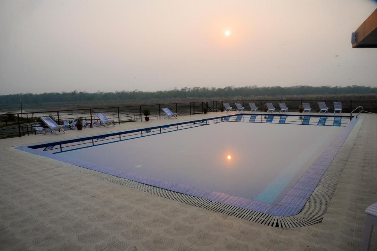 Park Safari Resort Саураха Экстерьер фото
